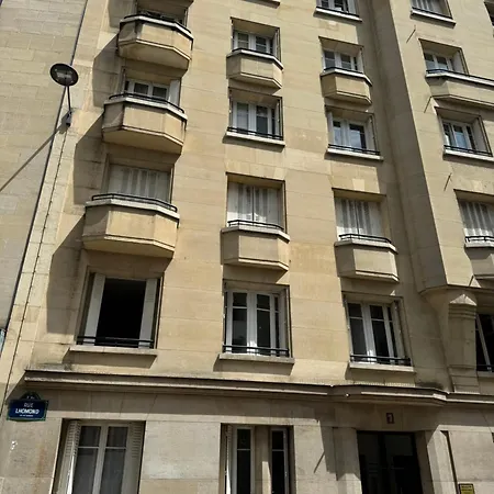 Entierement Renove Au Coeur De * Paris