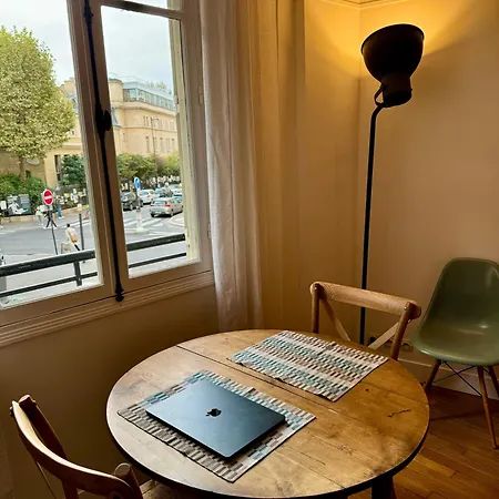 Apartment Entierement Renove Au Coeur De *